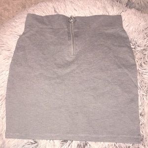grey mini skirt